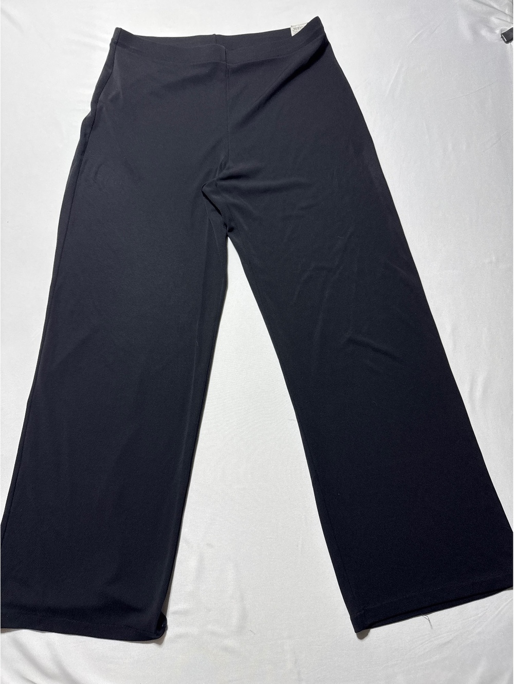 BCBGMAXAZRIA Black Wide Leg Dress Pants - Comfy Chic Alert!